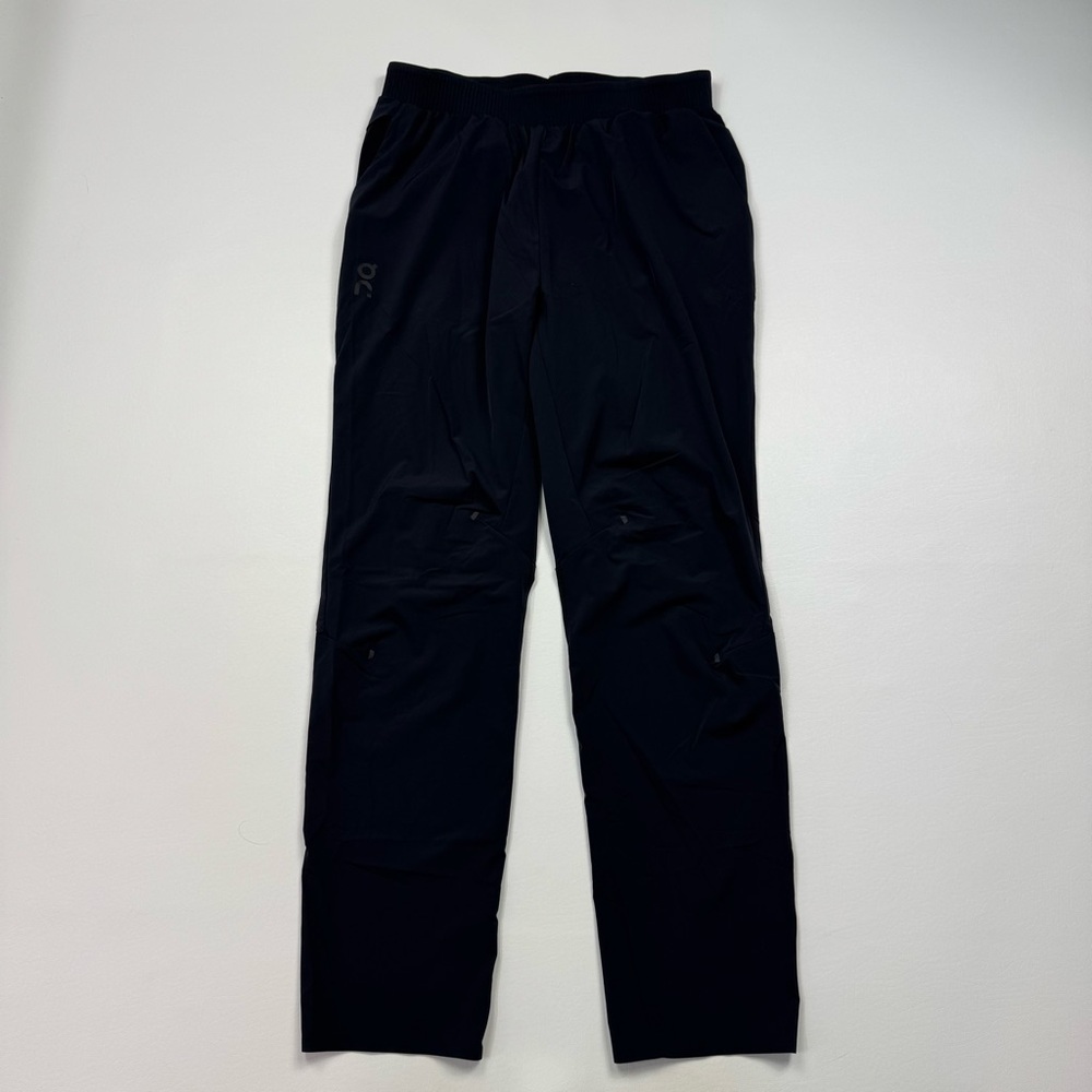 On Running Men's Black Joggers Size Medium